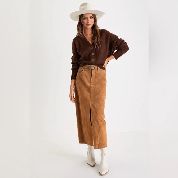 Lulus - Cozy Ease Cropped Cardigan Sweater - Picture 7 of 10